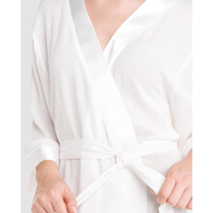 Bata corta mujer viscosa suave y elegante