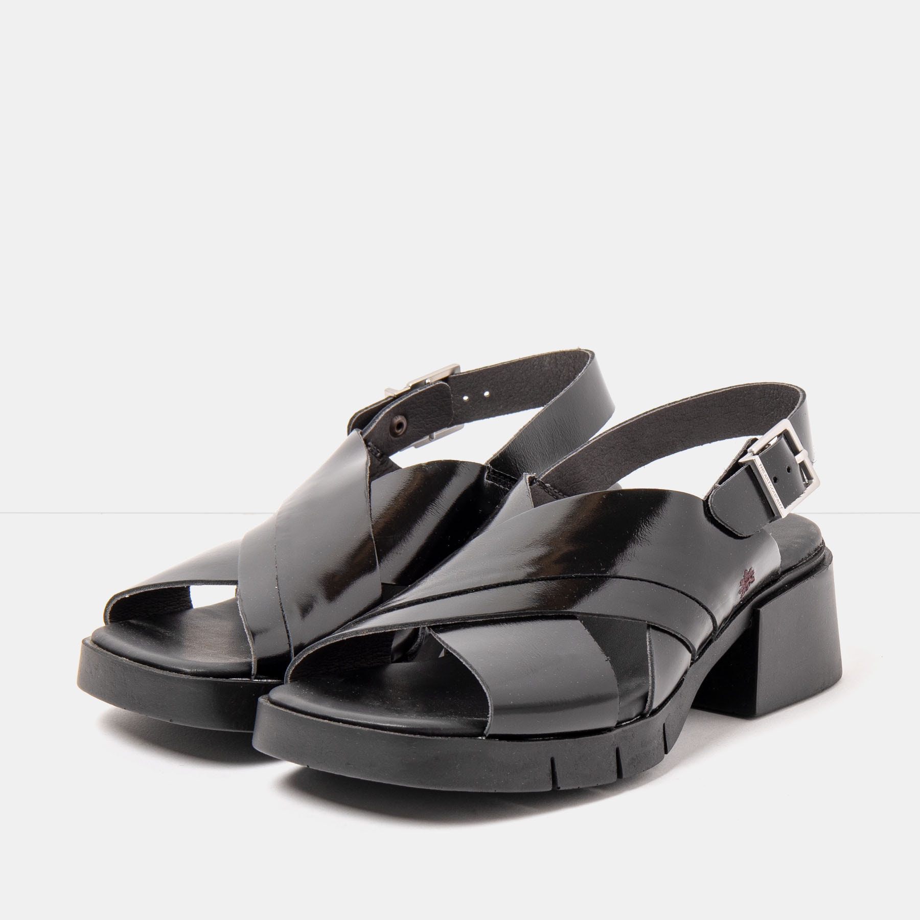 Sandalias con tacón 2063 NAPPA SHINNY BLACK / VARSOVIA color Black
