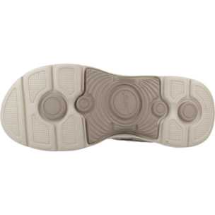 Sandalias Mujer Go Walk Arch Fit 2.0 Marron