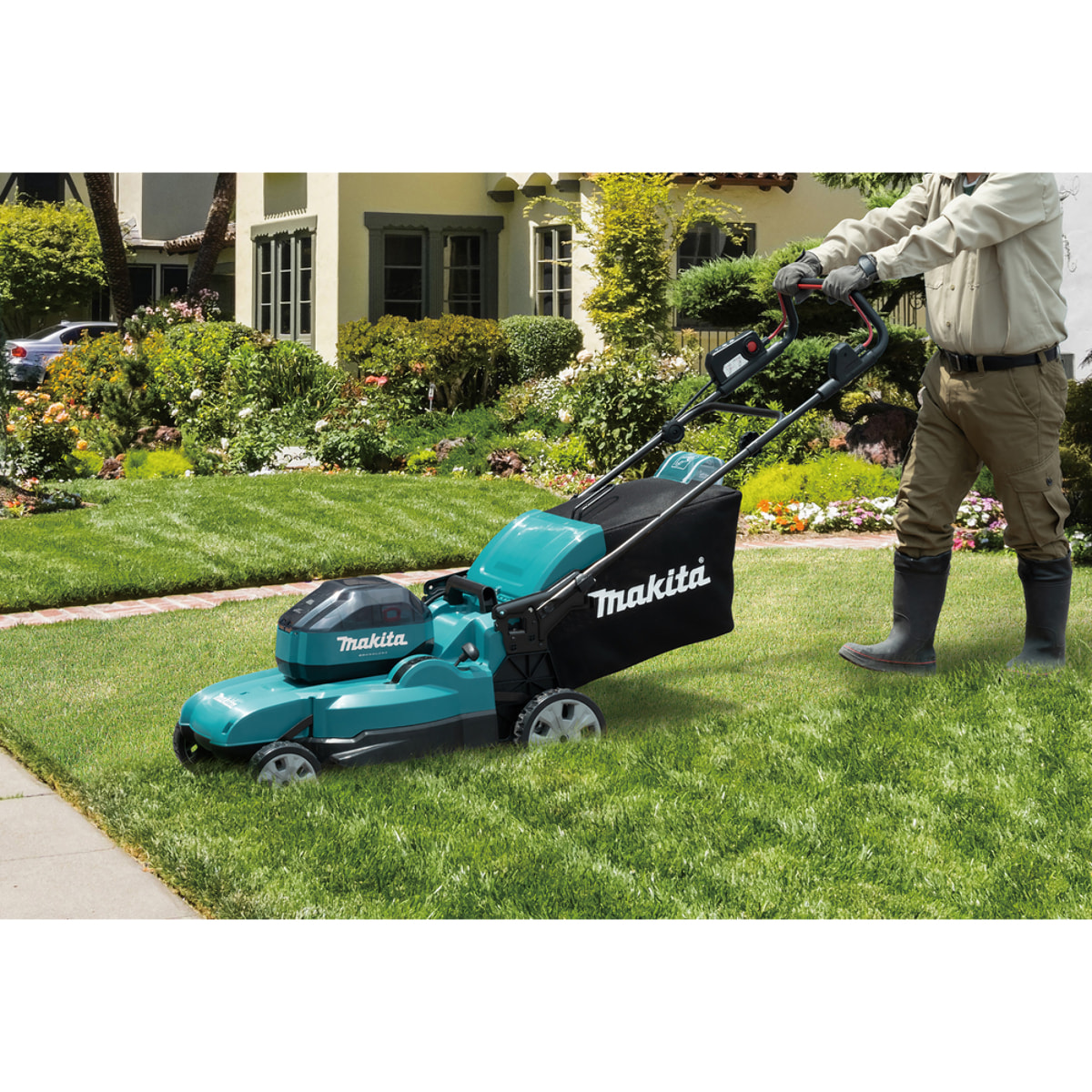 Cortacésped 53 cm 64Vmax MAKITA 1 batería BL6440 + cargador DC64WA - LM002JM101