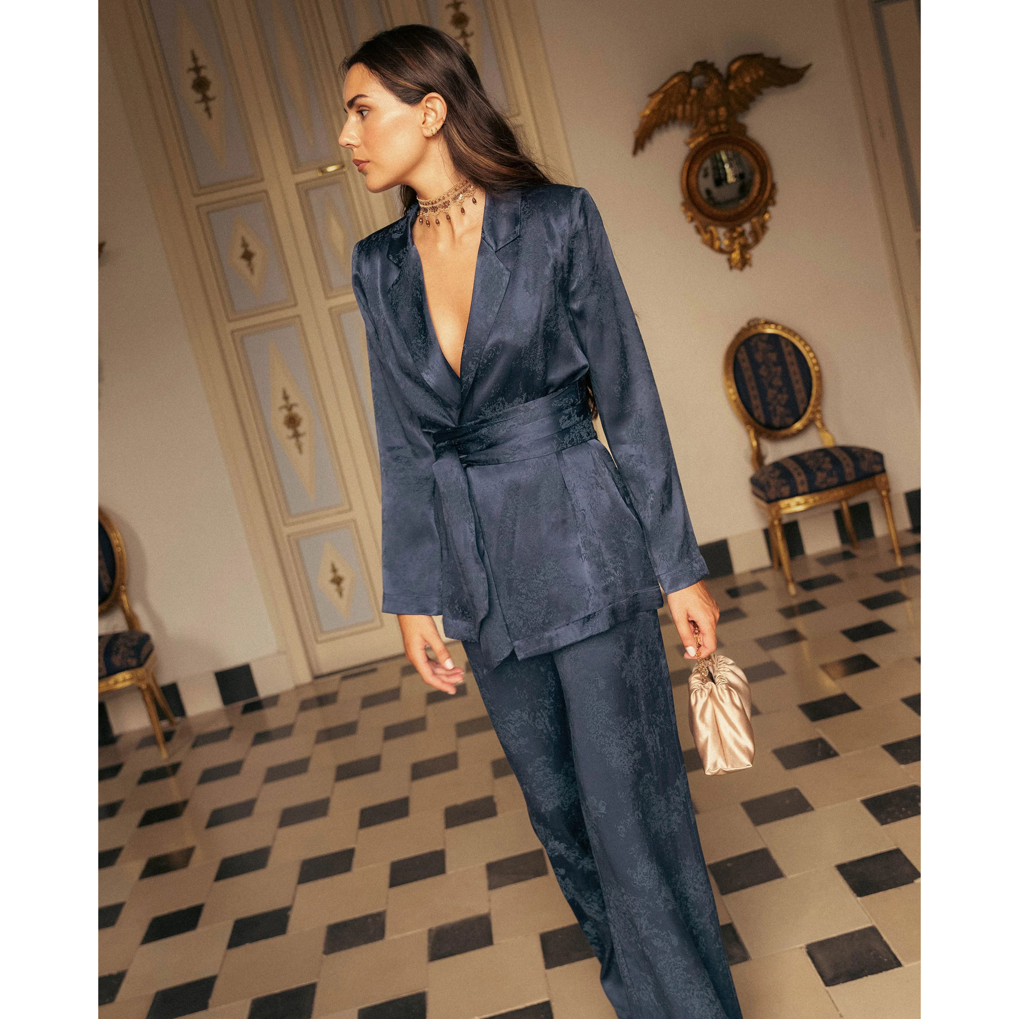 Blazer de traje de mujer con fajín