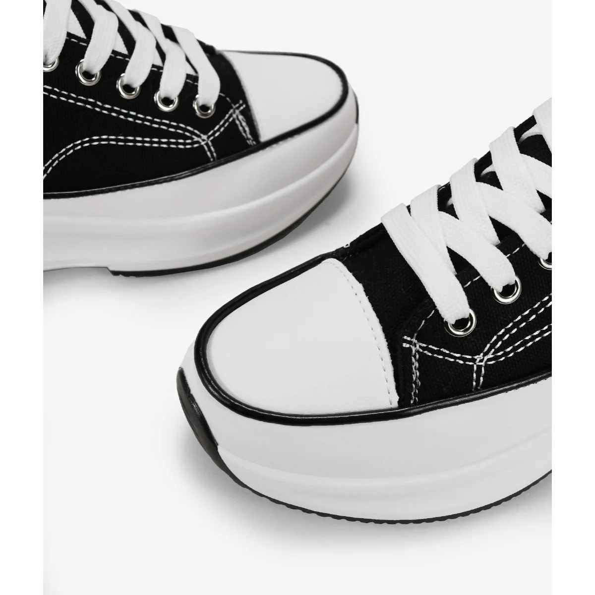 Zapatillas de tela negras con plataforma