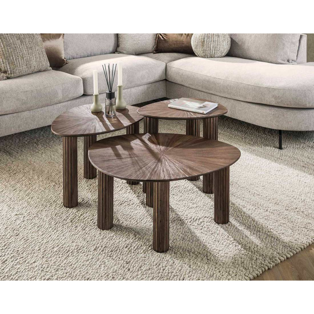 Tania - lot de 3 tables basses gigognes en teck massif - 76, 61 et 51 cm - Bois