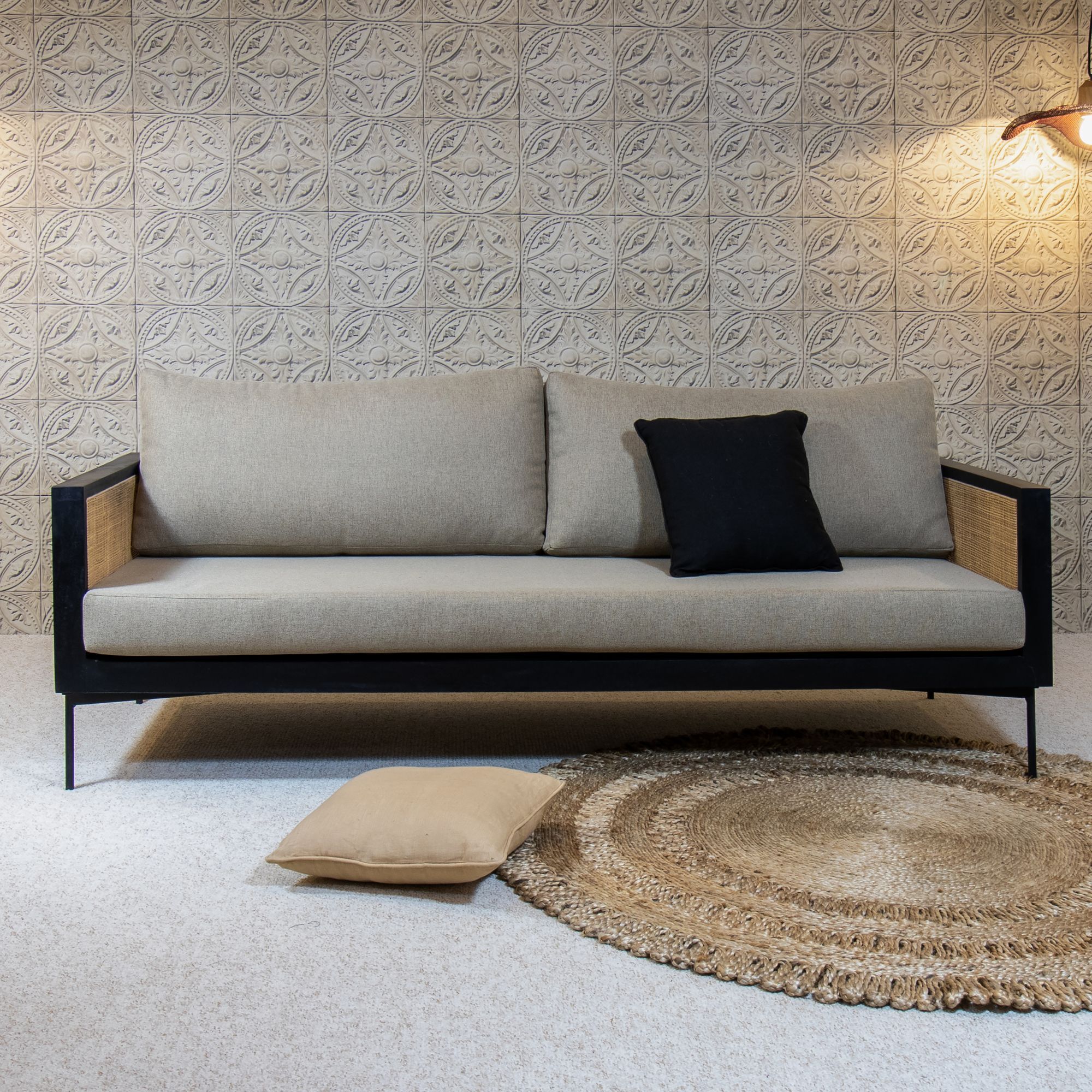 Canapé 3 places en tissu taupe structure en rotin et bois  TONKIN