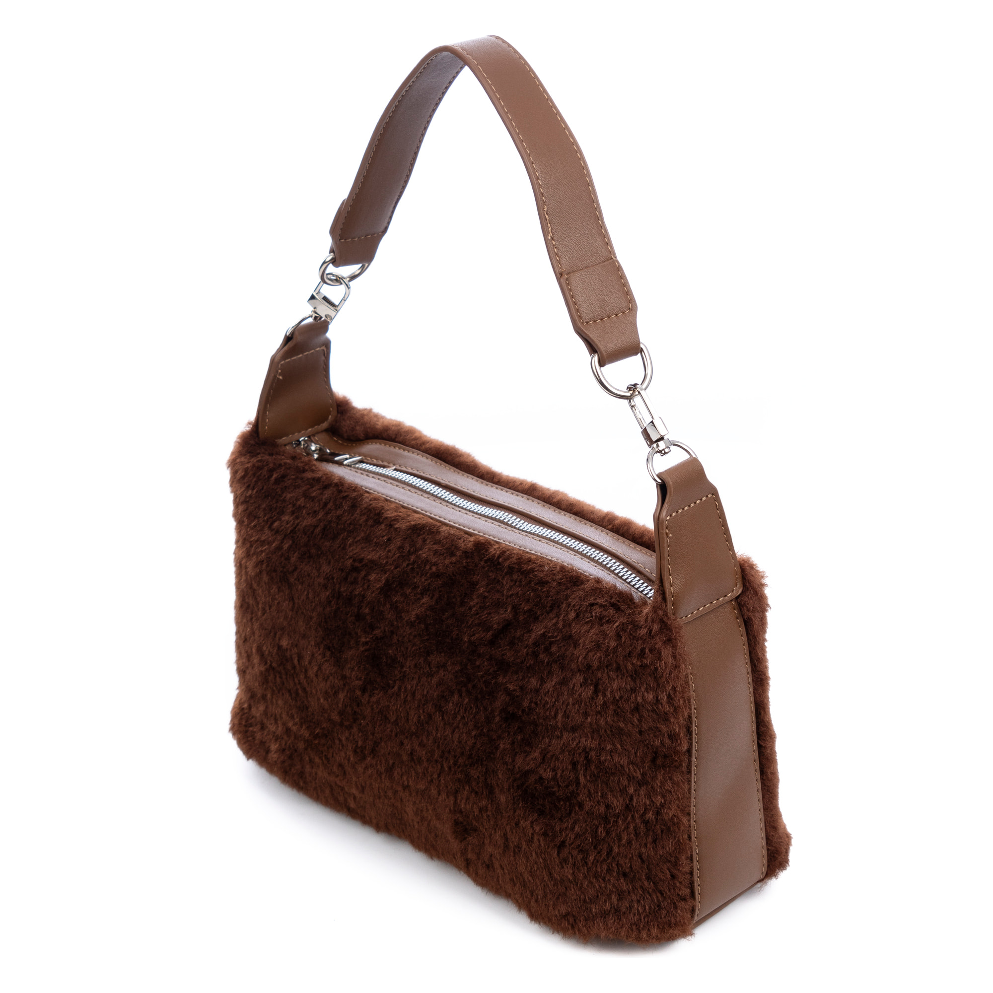 Atzara bolso de mano de pelo suave.