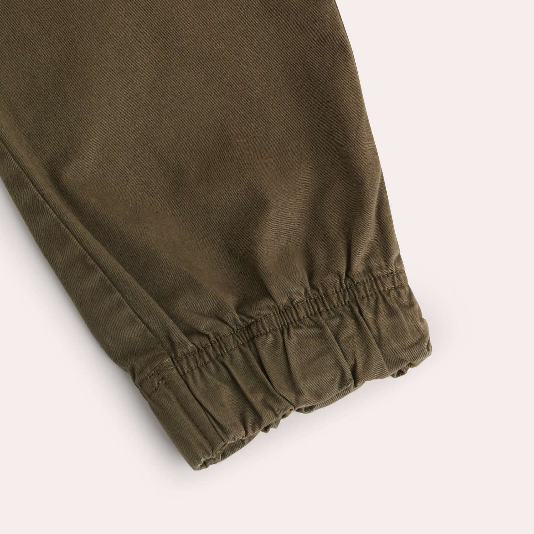 Pantalón MUNICH Cargo explore lifestyle de algodón-elastano khaki