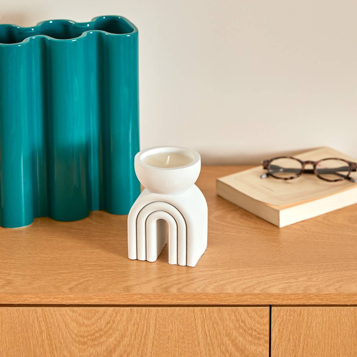 Bougie parfumée Flow 70g pot ciment fleur d'oranger