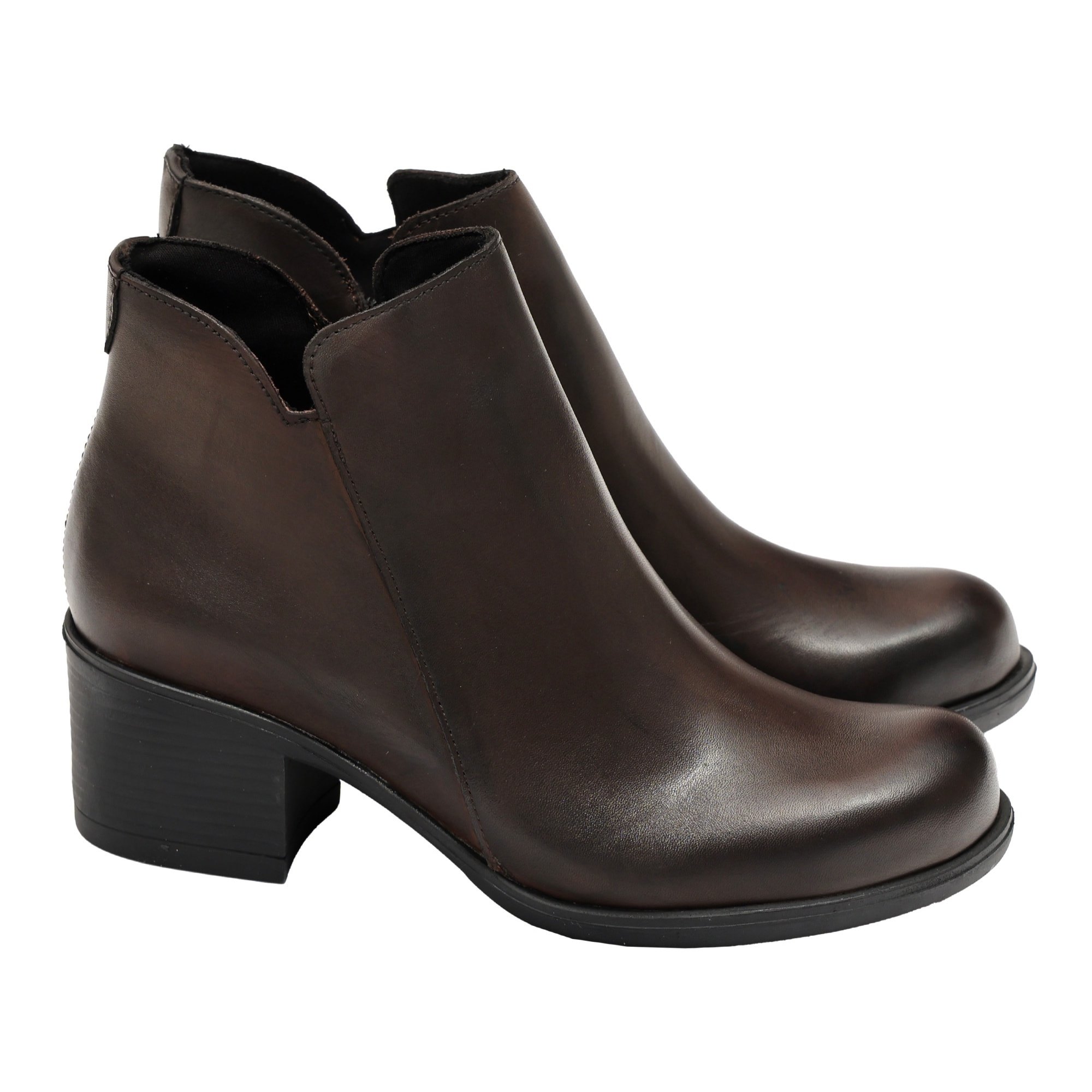 Tronchetto in vera pelle con tacco comodo