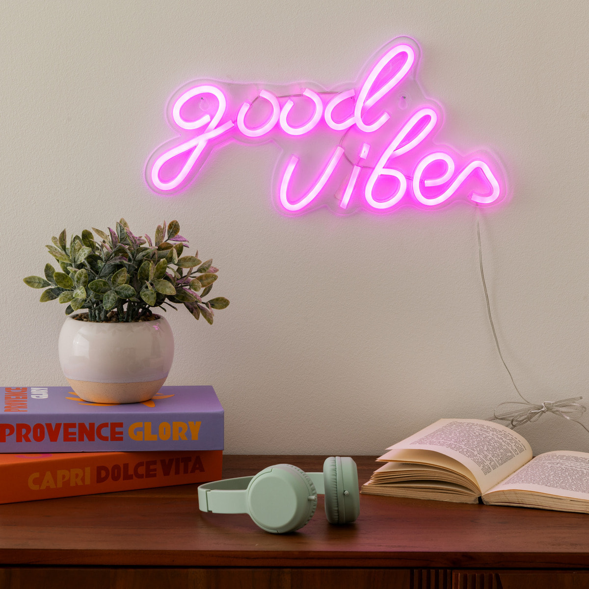 Tube néon mural led "Good vibes" rose L 40,5cm