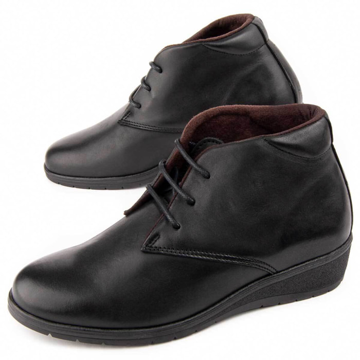 Botín De Cuña - Negro - Altura: 4 Cm