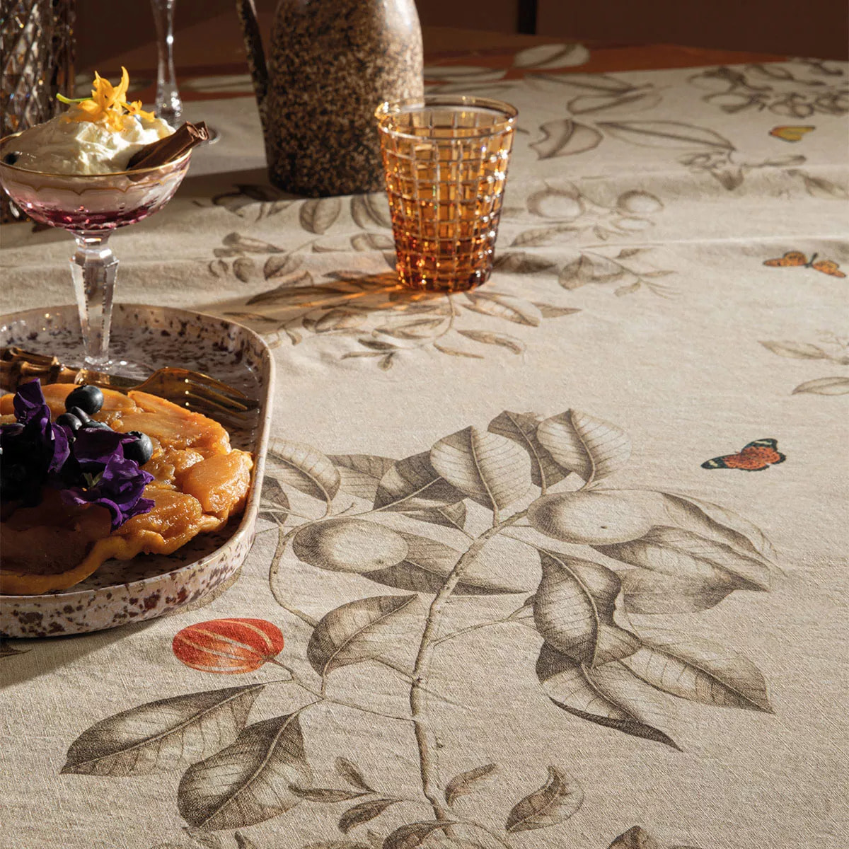 Chemin de table métis lin & coton lavé 190 g/m² imprimé beige orange Mandarines rouille