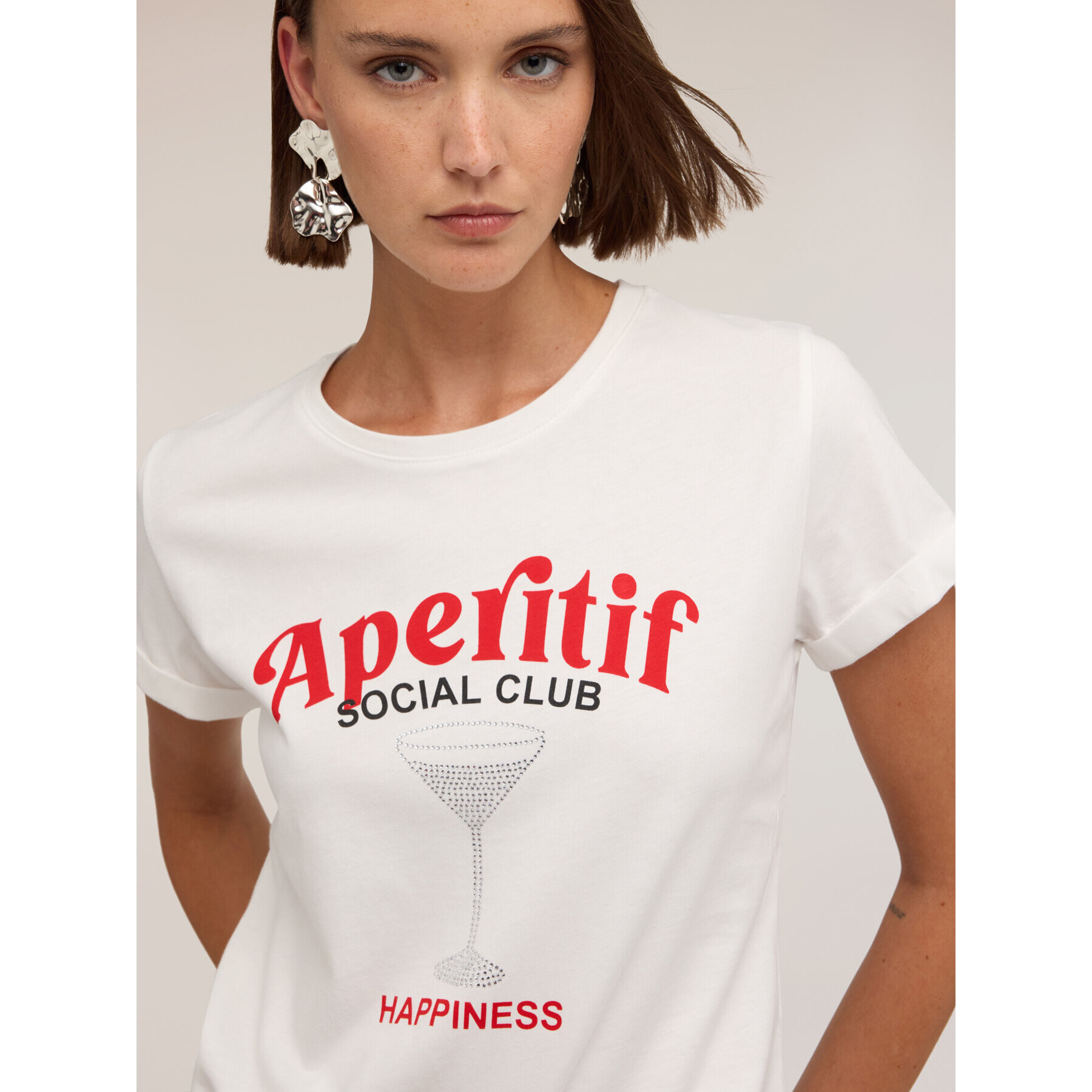 Motivi - Camiseta con estampado y aplicaciones de estrás - Blanco