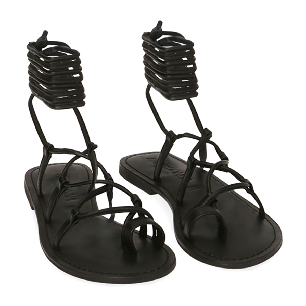 Sandalias negras de cuero con cordones