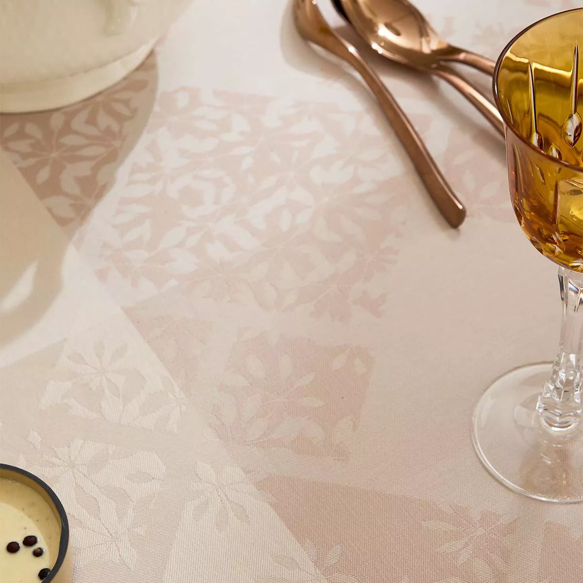 Chemin de table pur coton motif jacquard beige Mille pistils naturel