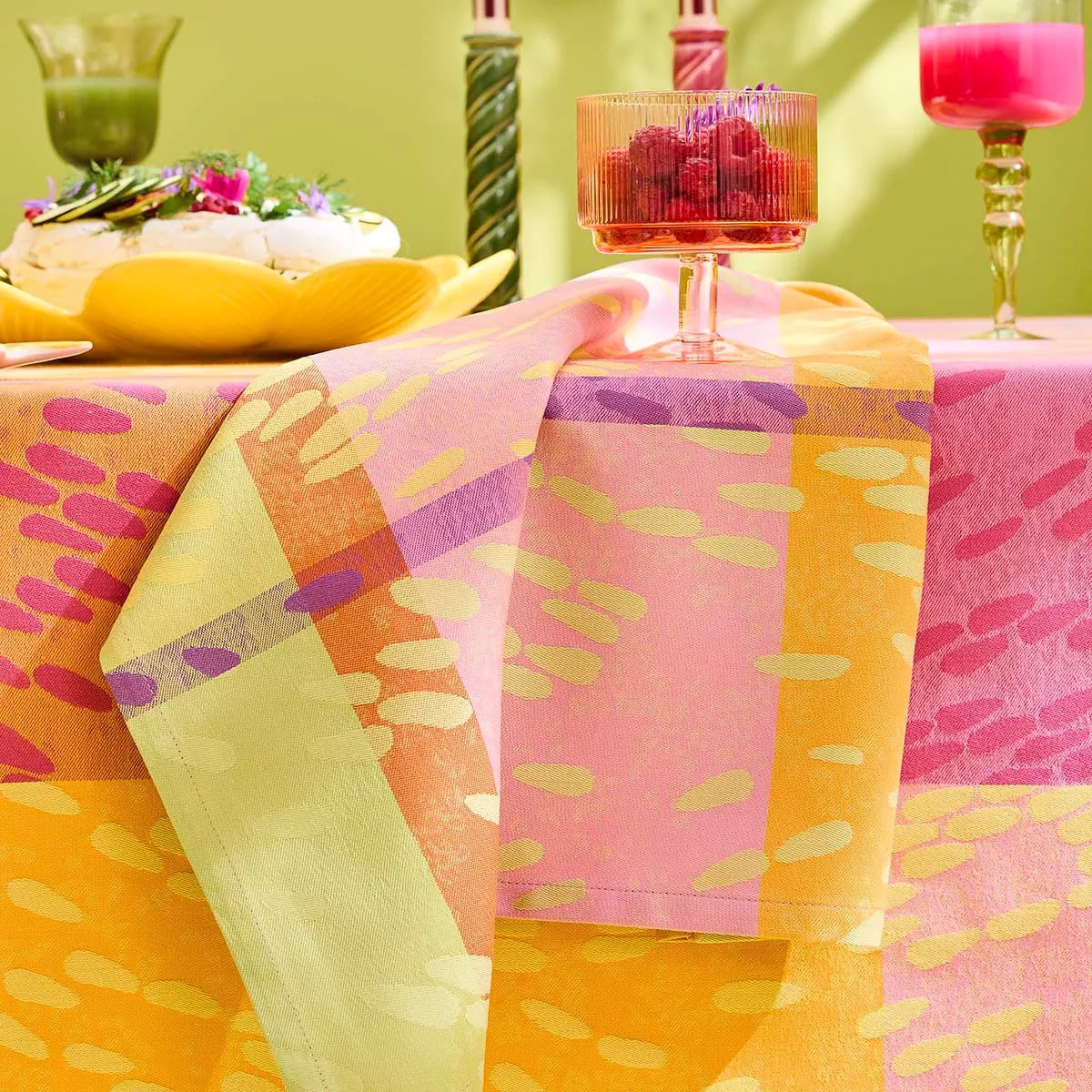 Serviette pur coton 220 g/m² motif jacquard rose vert Mille sources berlingot