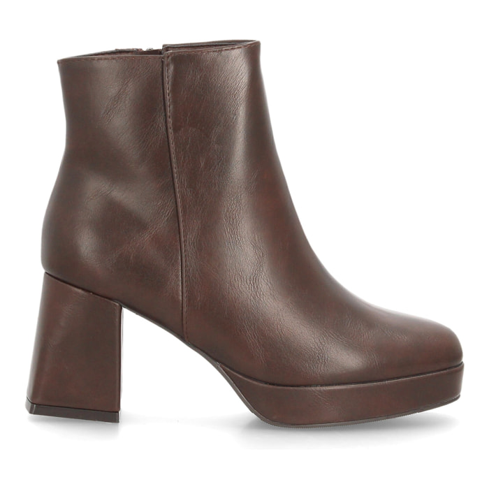 Botines plataforma con tacón ancho para mujer