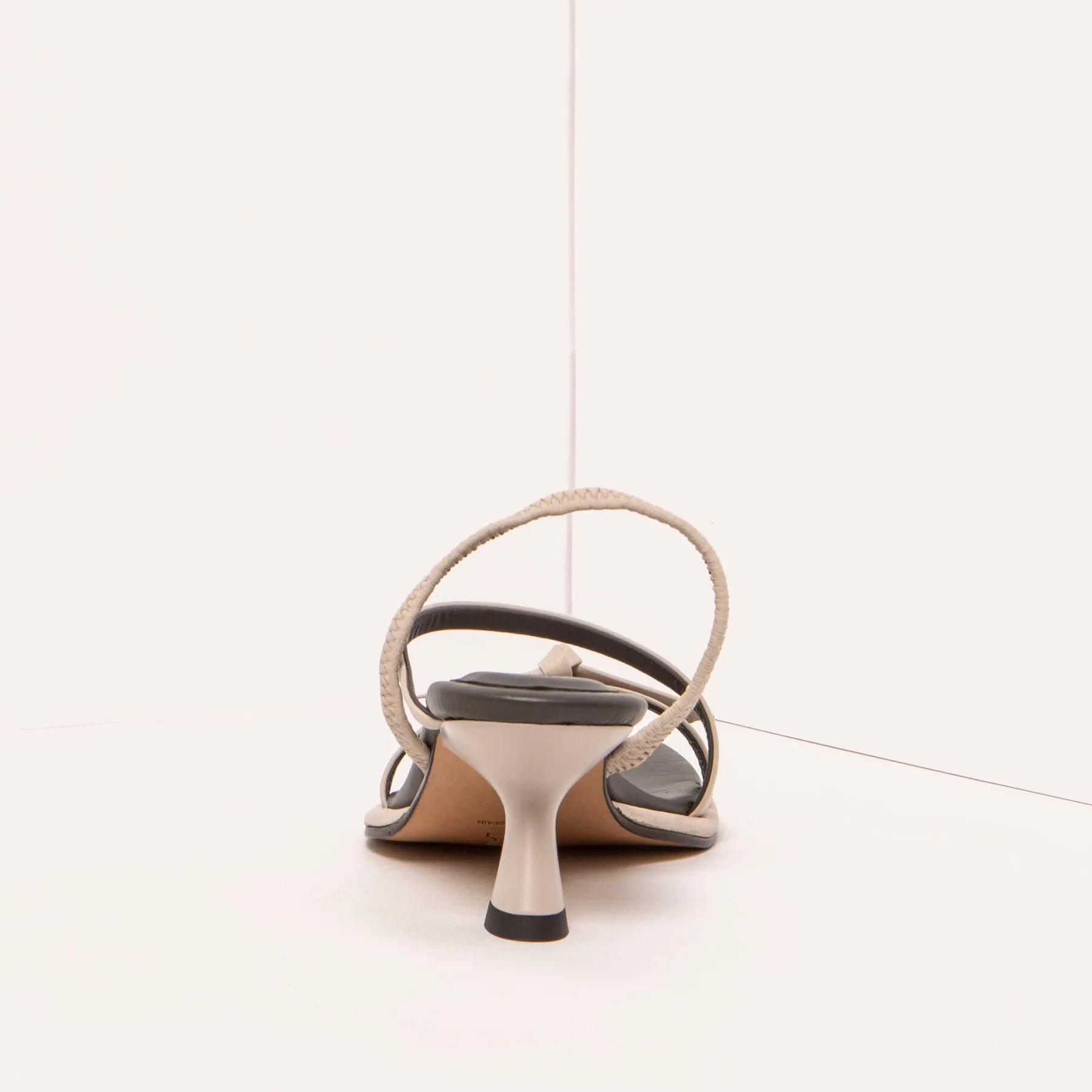 Sandalias S3167 CRISTAL DOVE/ GODELLO color Dove