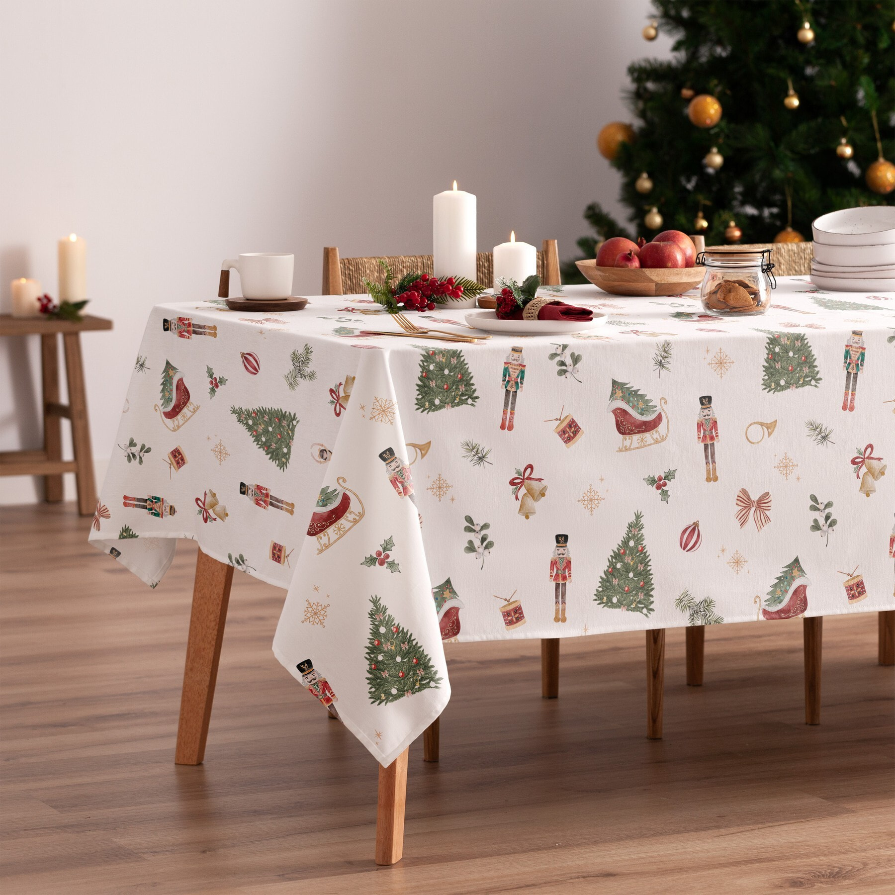 Mantel antimanchas NUTCRACKER MULTICOLOR
