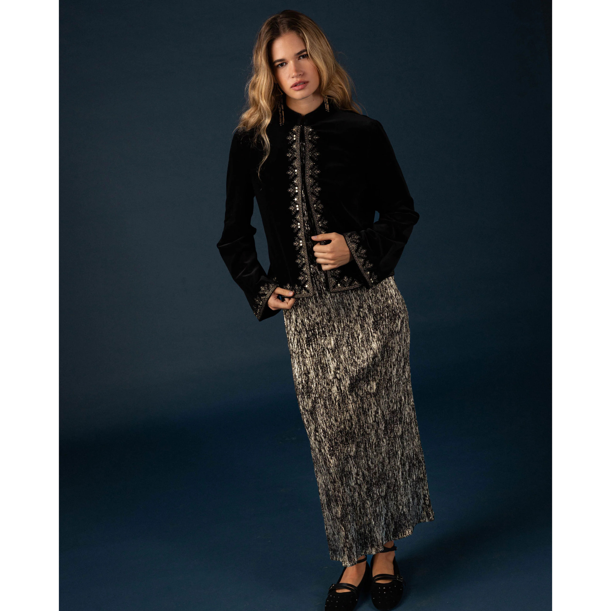 Chaqueta de terciopelo bordada de mujer