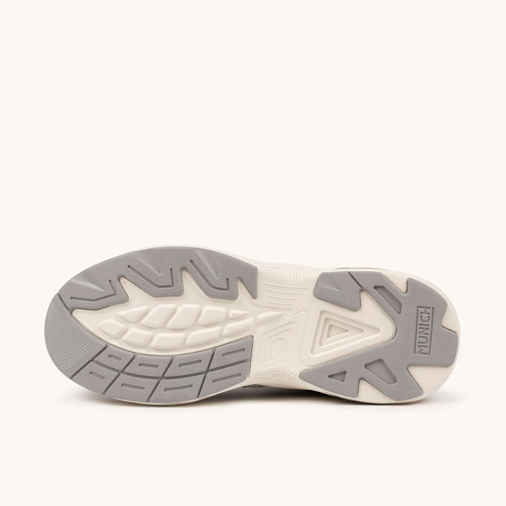 Zapatillas Urbanas Monocromáticas MUNICH M2000 07