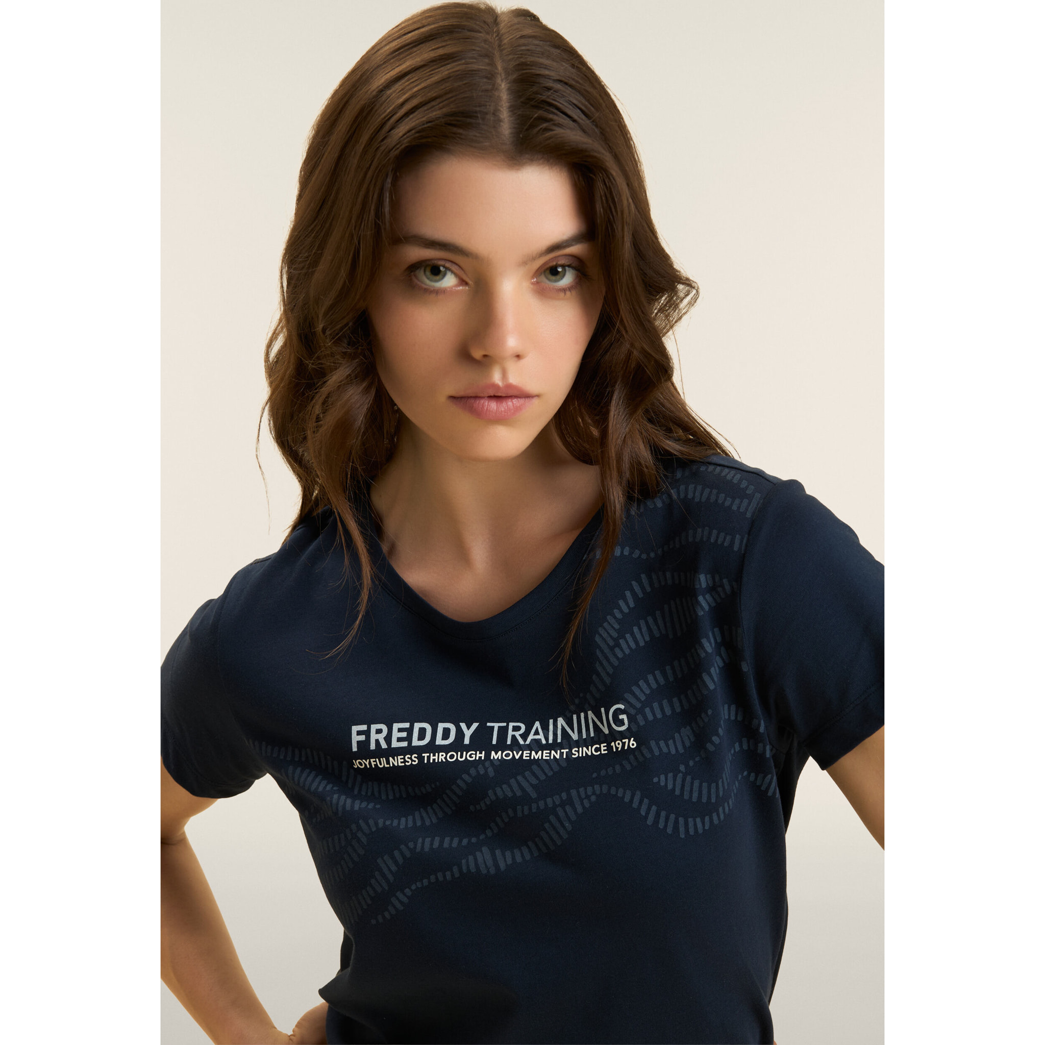 T-shirt “FREDDY TRAINING” con Motivo Grafico