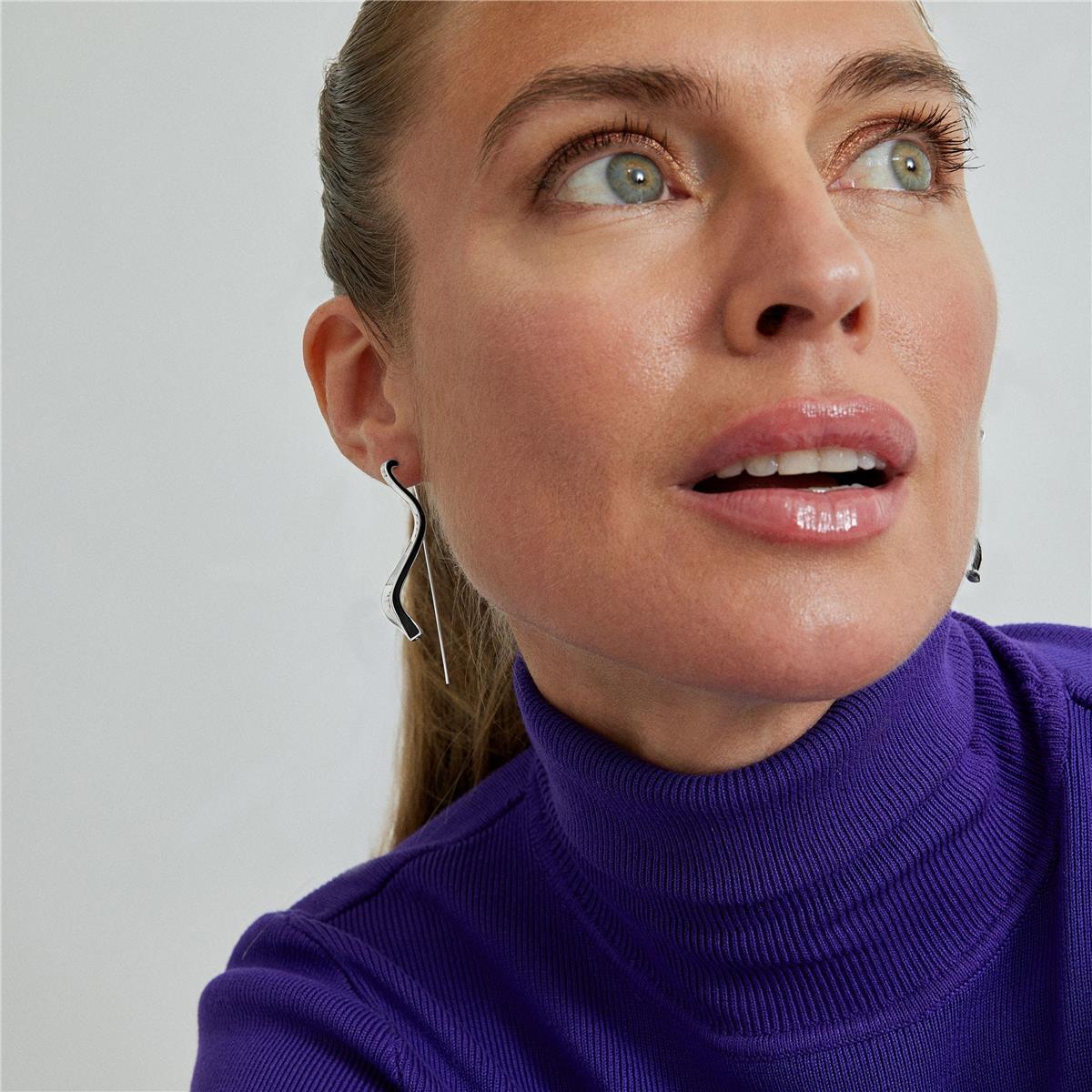 Pendientes Lux by Lux acabados en baño de rodio