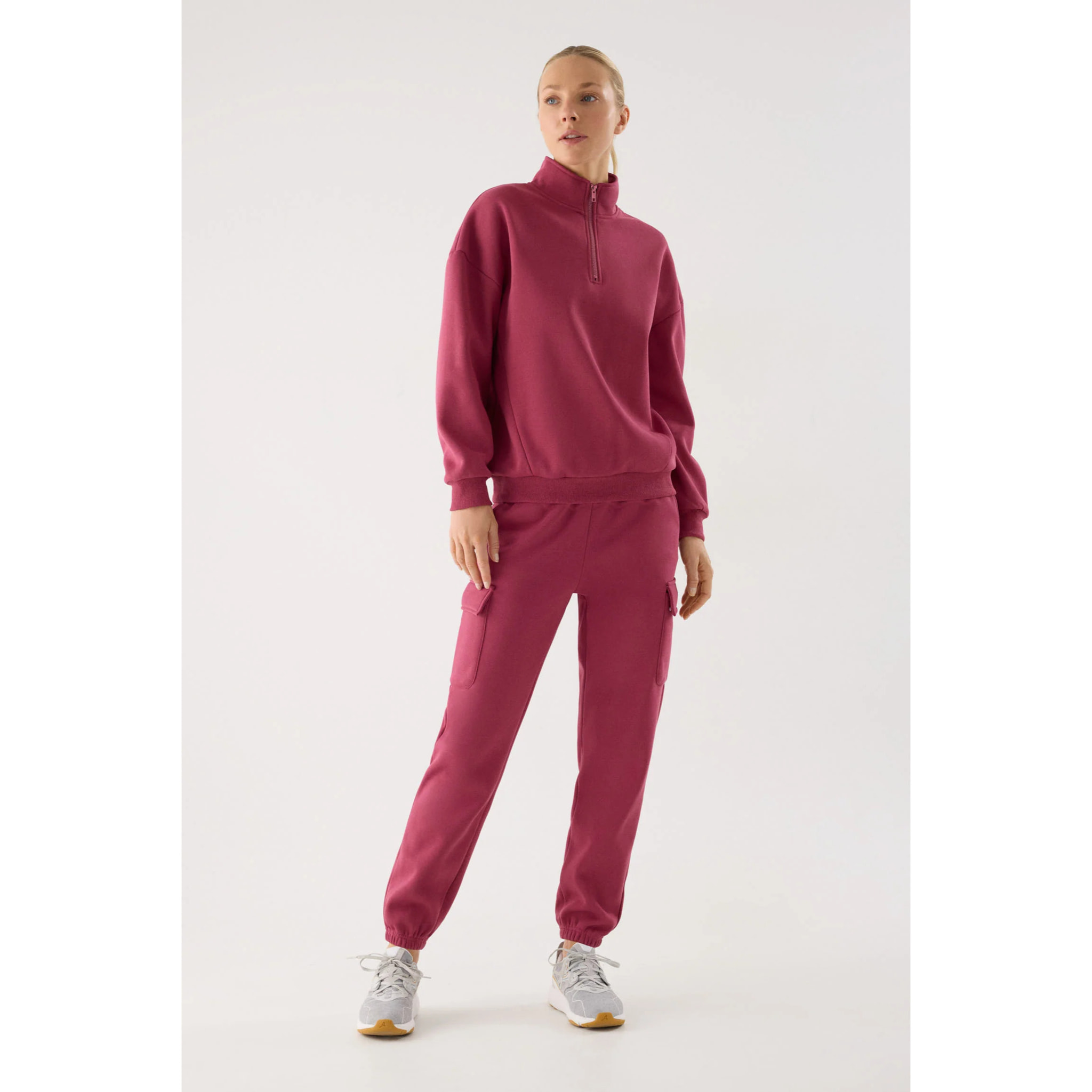 Conjunto de chándal deportivo afelpado sudadera y cargo rosa