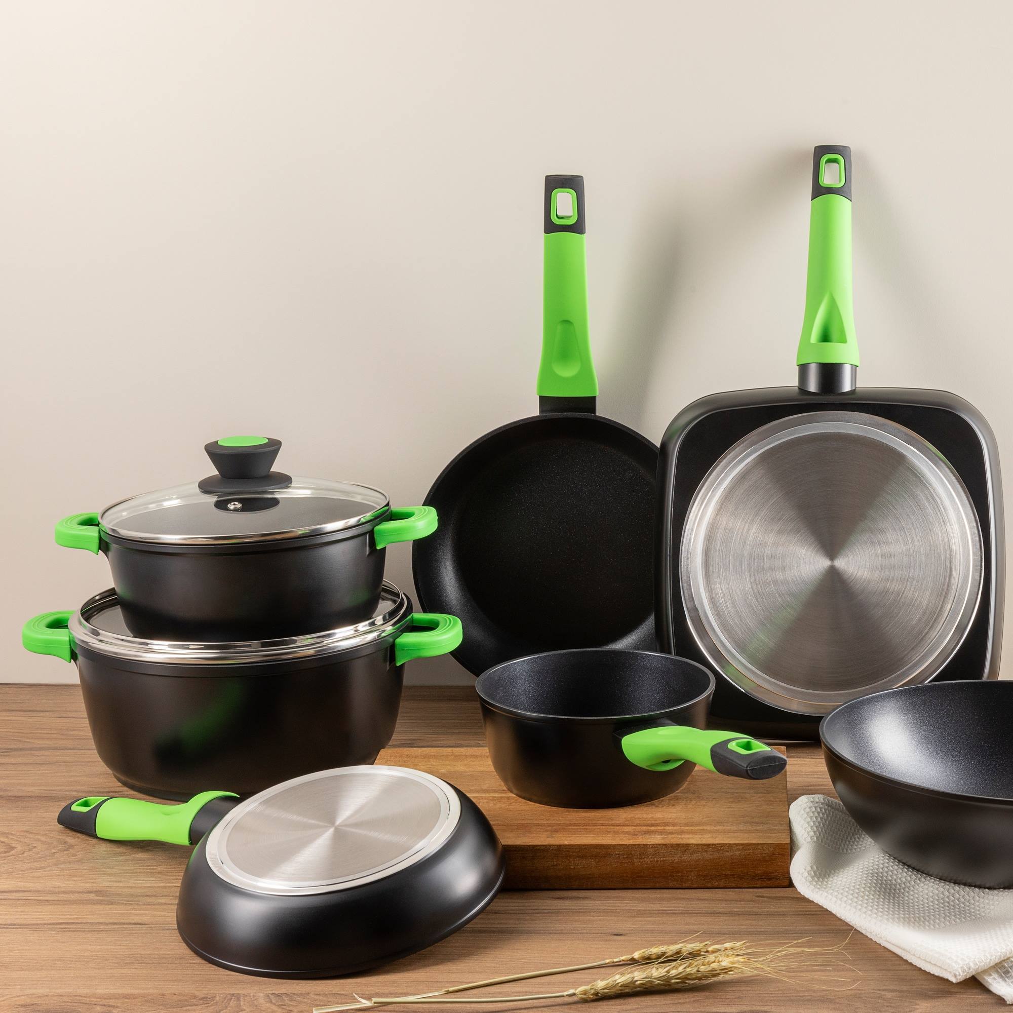 Cacerola san ignacio de aluminio fundido con revestimiento whitford xylan ø28x12,5cm