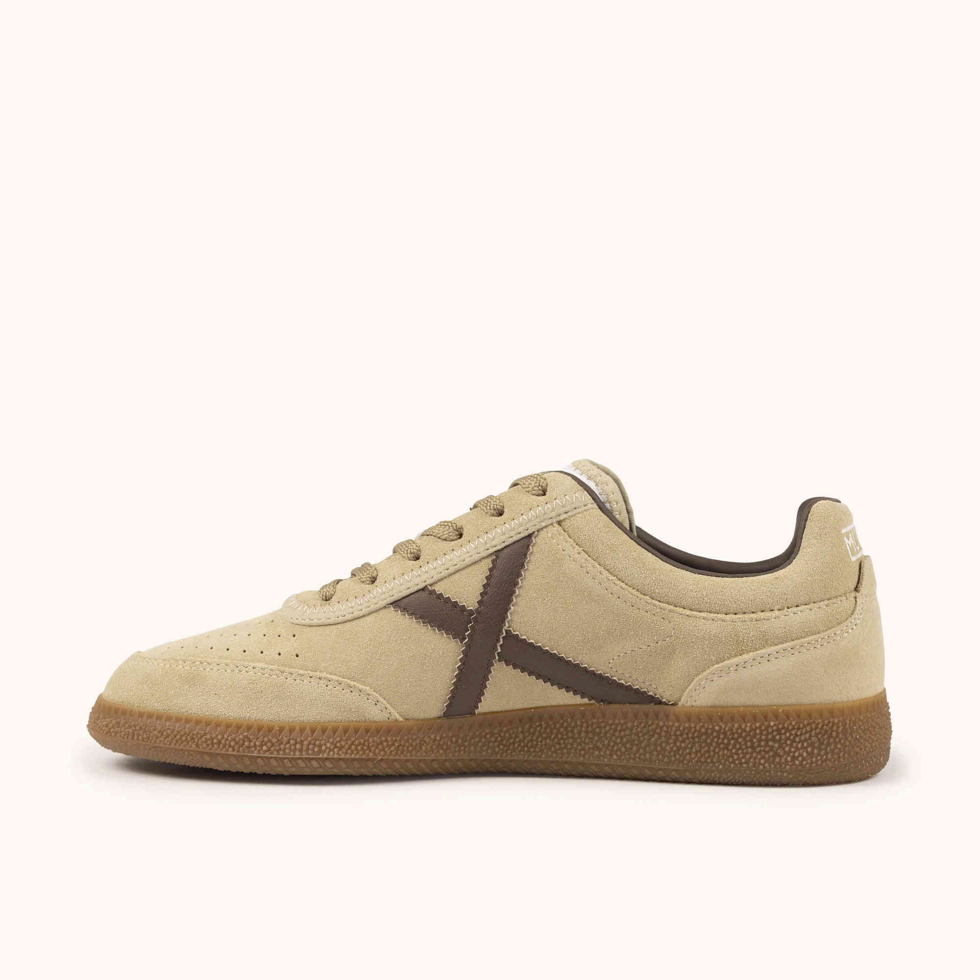 Zapatilla de Ante en Color Arena MUNICH RUMBA 32