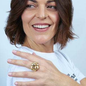 Anillo Vasak acabado oro amarillo 18k