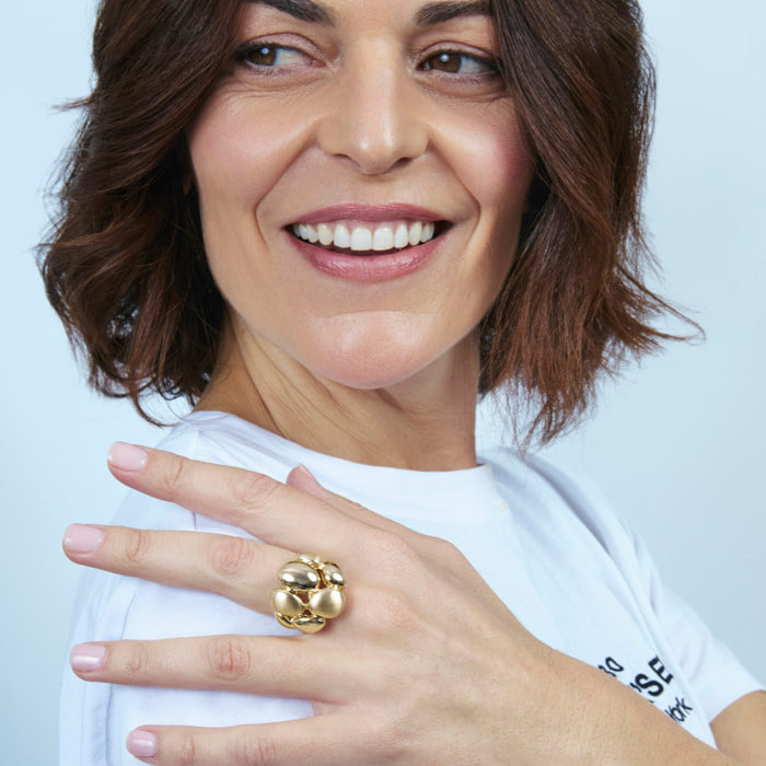 Anillo Vasak acabado oro amarillo 18k