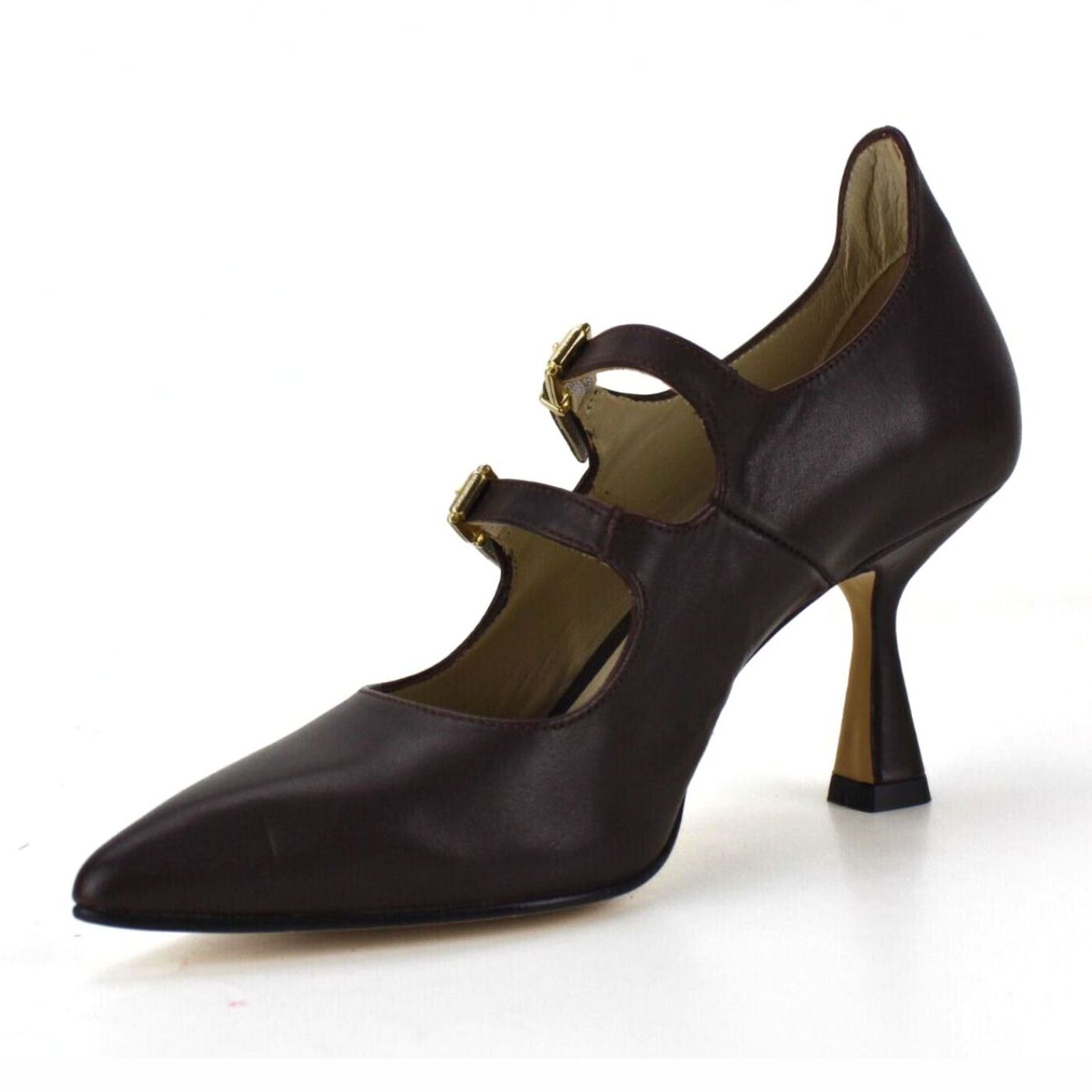 Salón de color marrón chocolate.Tacón de 7cm.