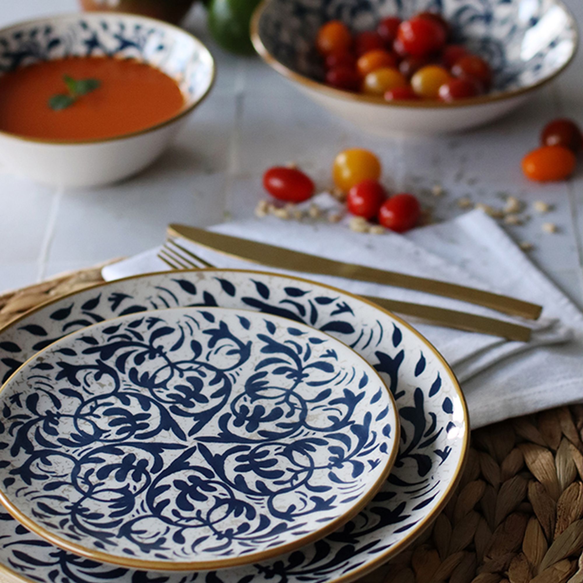 Service de table 48 pièces en grès blanc et bleu HERACLEE