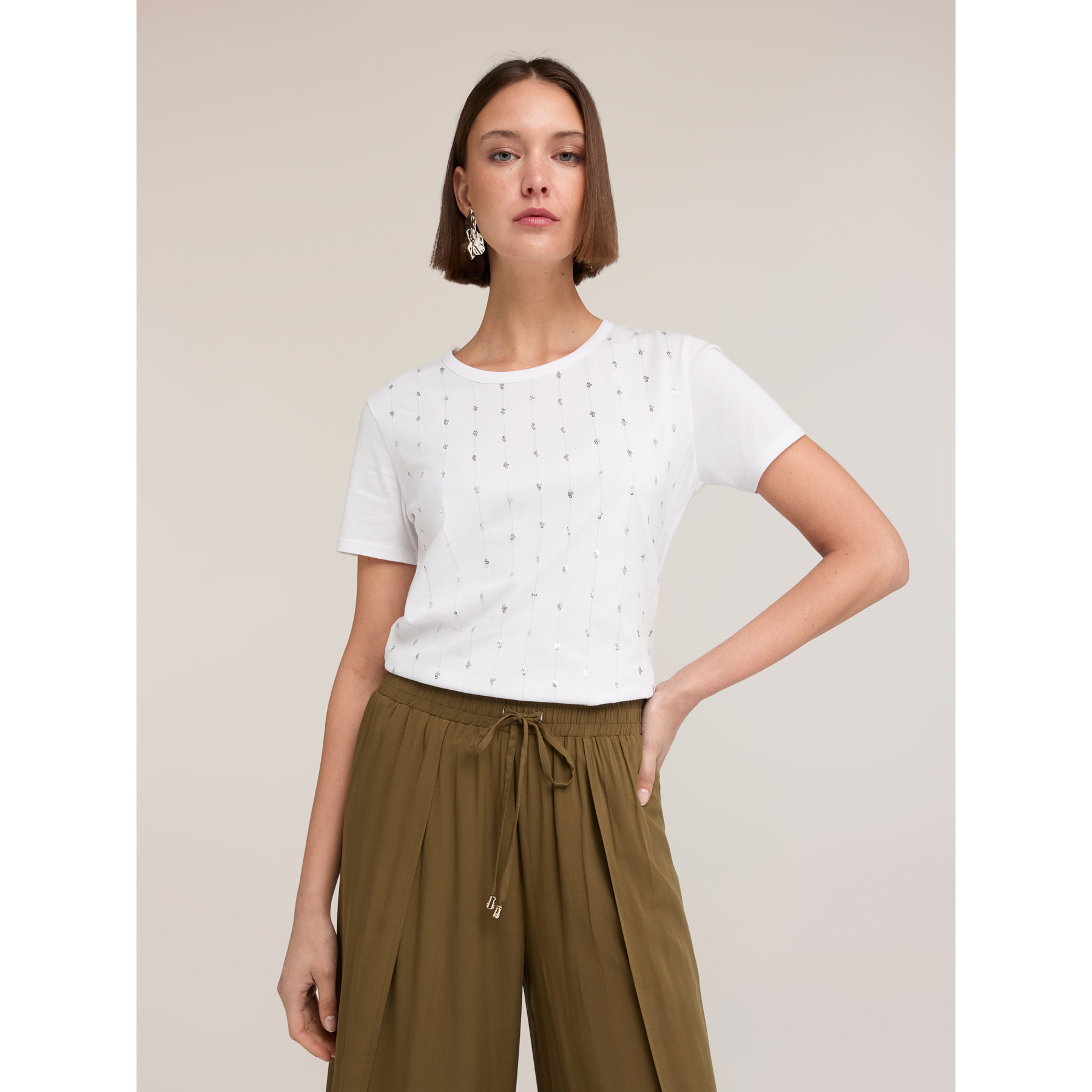 Motivi - Camiseta con bordado de lentejuelas - Blanco
