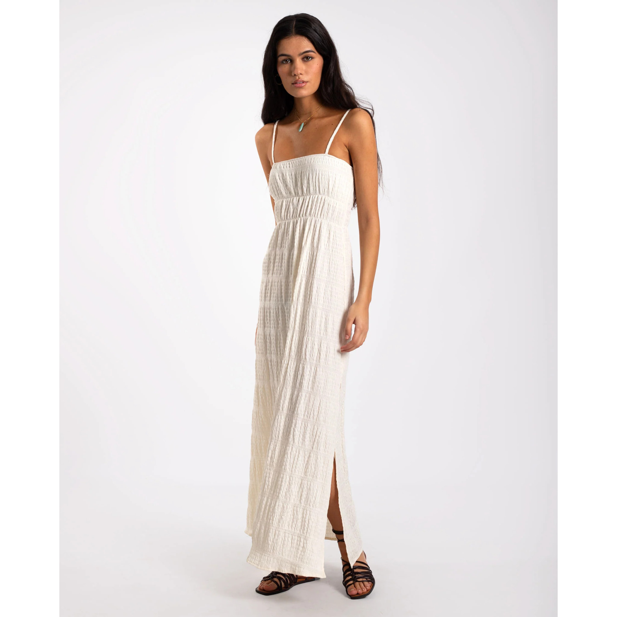 Vestido largo de tirantes con textura