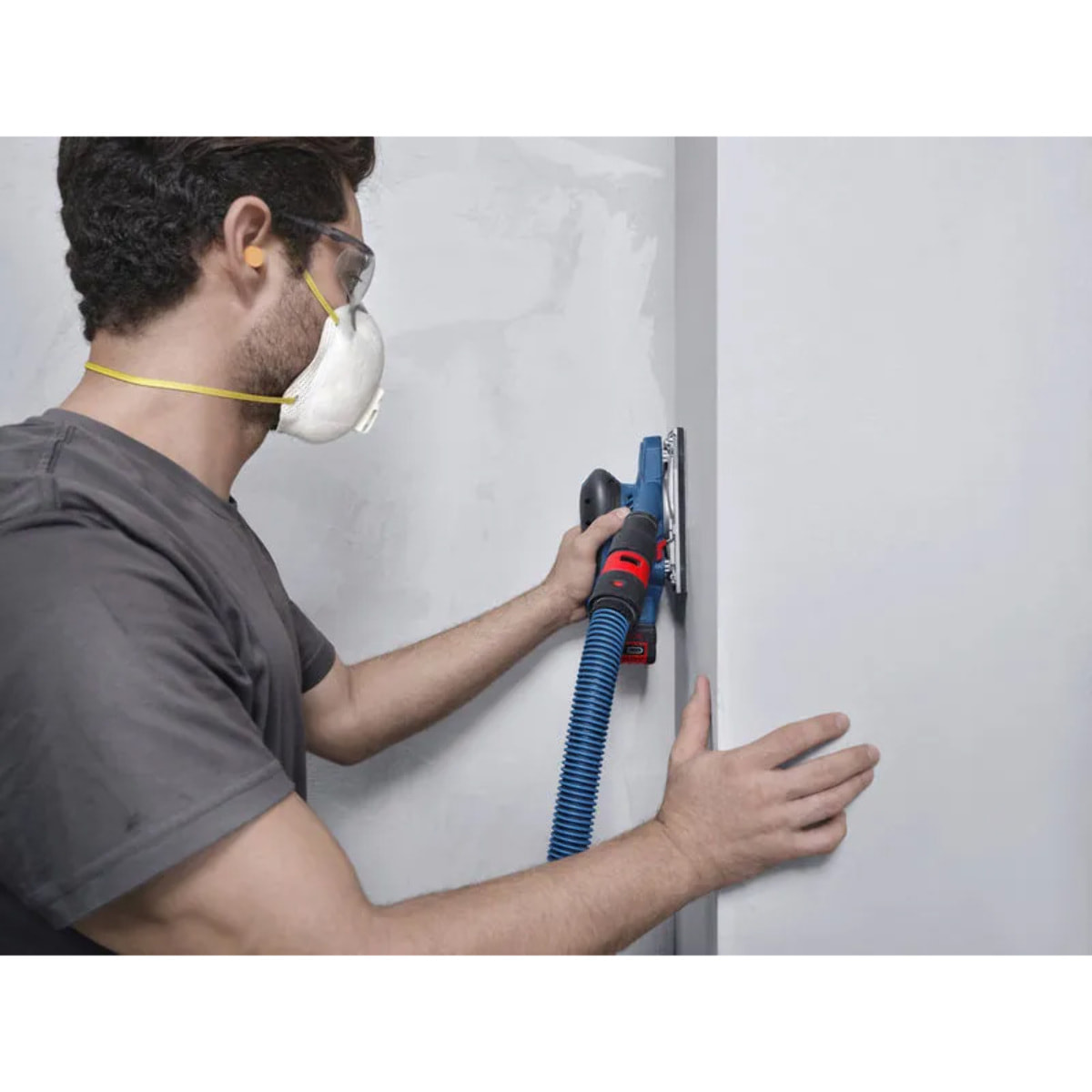 Ponceuse vibrante Sans fil 18V PRO HEAVY DUTY GSS18V-18 - BOSCH - sans batterie, ni chargeur - L-Boxx - 06019R7001