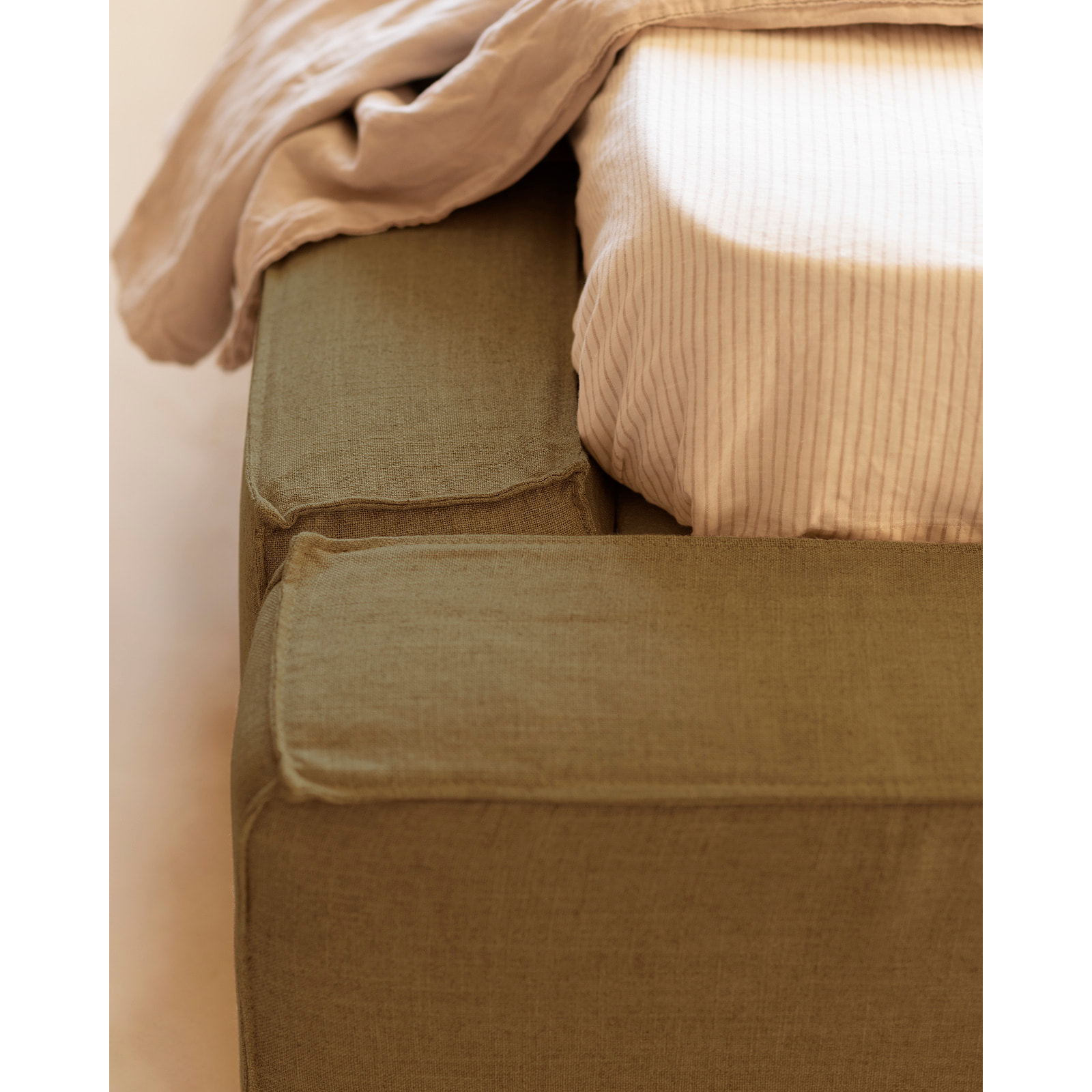 Lit déhoussable en lin vert pour les matelas en différentes tailles