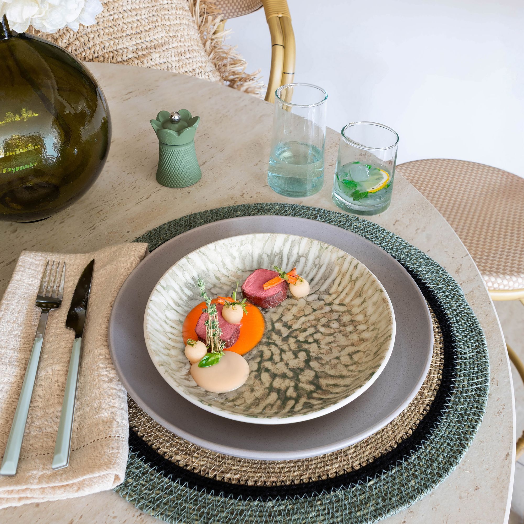 Lot de 6 assiettes creuses vertes en grès 20,5cm  JADE
