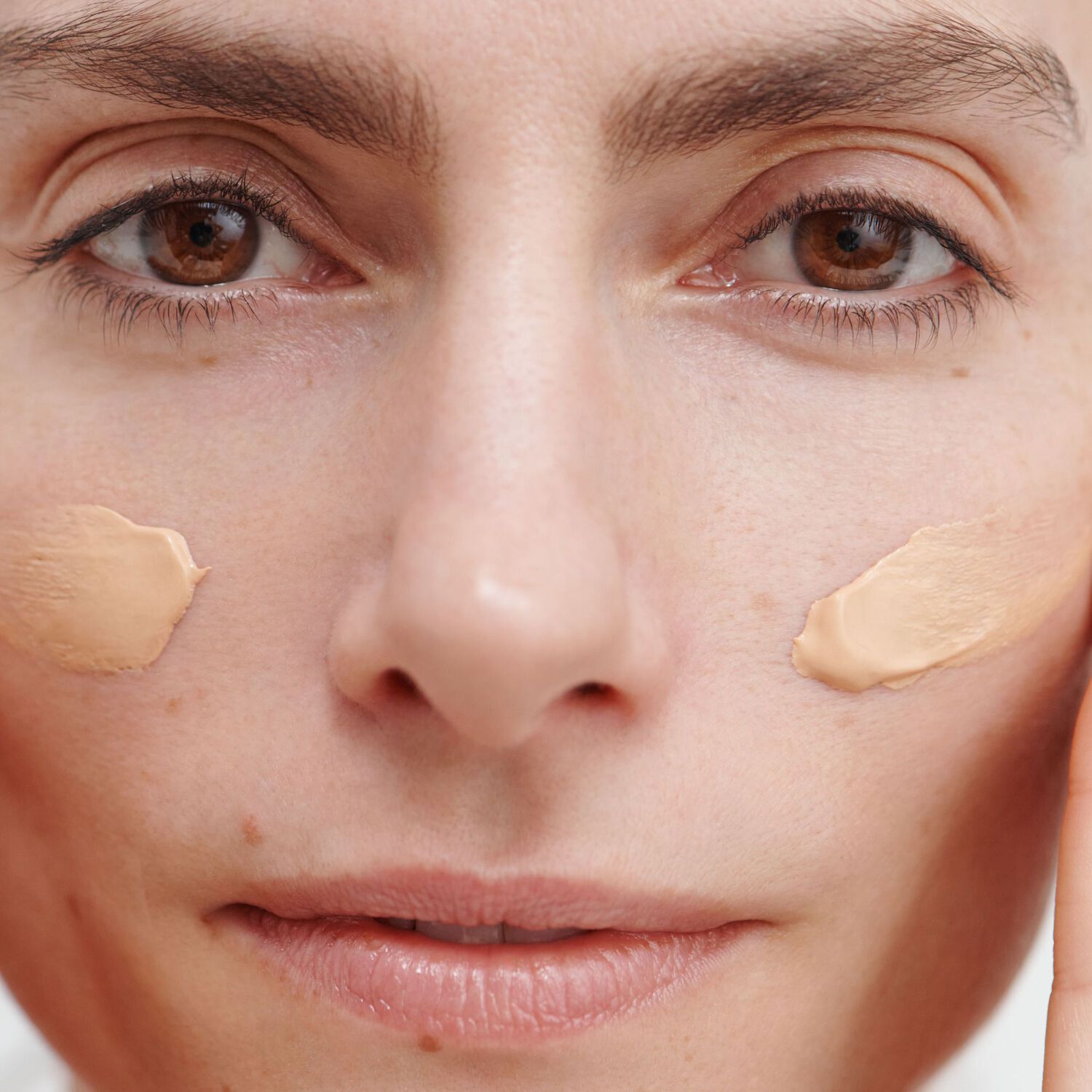 Crème de Jour Régénérante Eclat du Teint - Soin Visage Lissant 40 ml