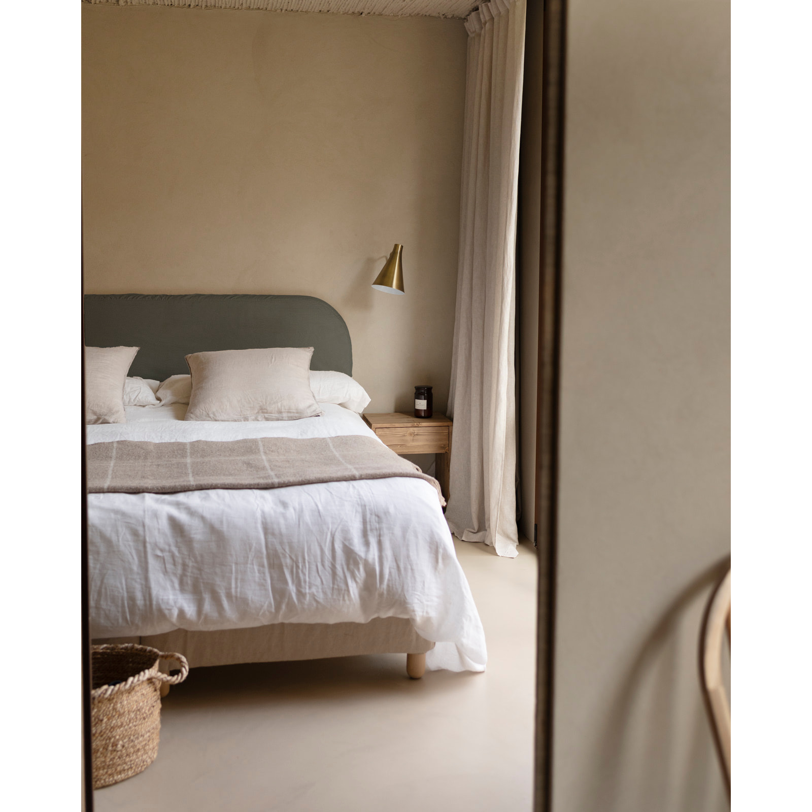 Tête de lit déhoussable en velours côtelé gris foncé en différentes tailles