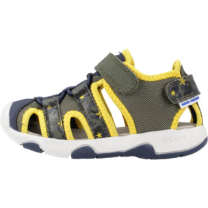 Sandalias Niño de la marca GEOX  modelo B S.MULTY B.B VERDE