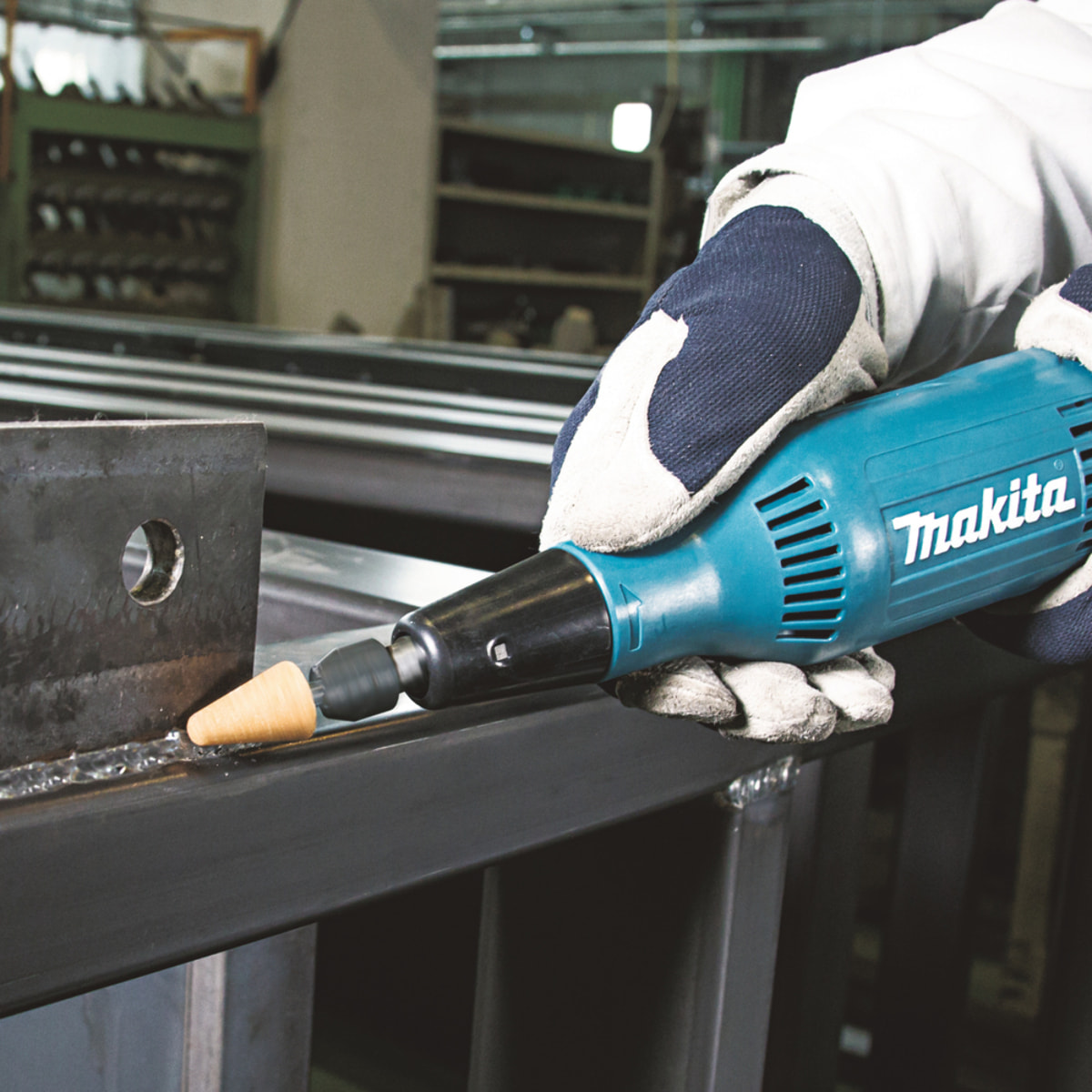 Amoladora recta 240 W MAKITA - GD0603