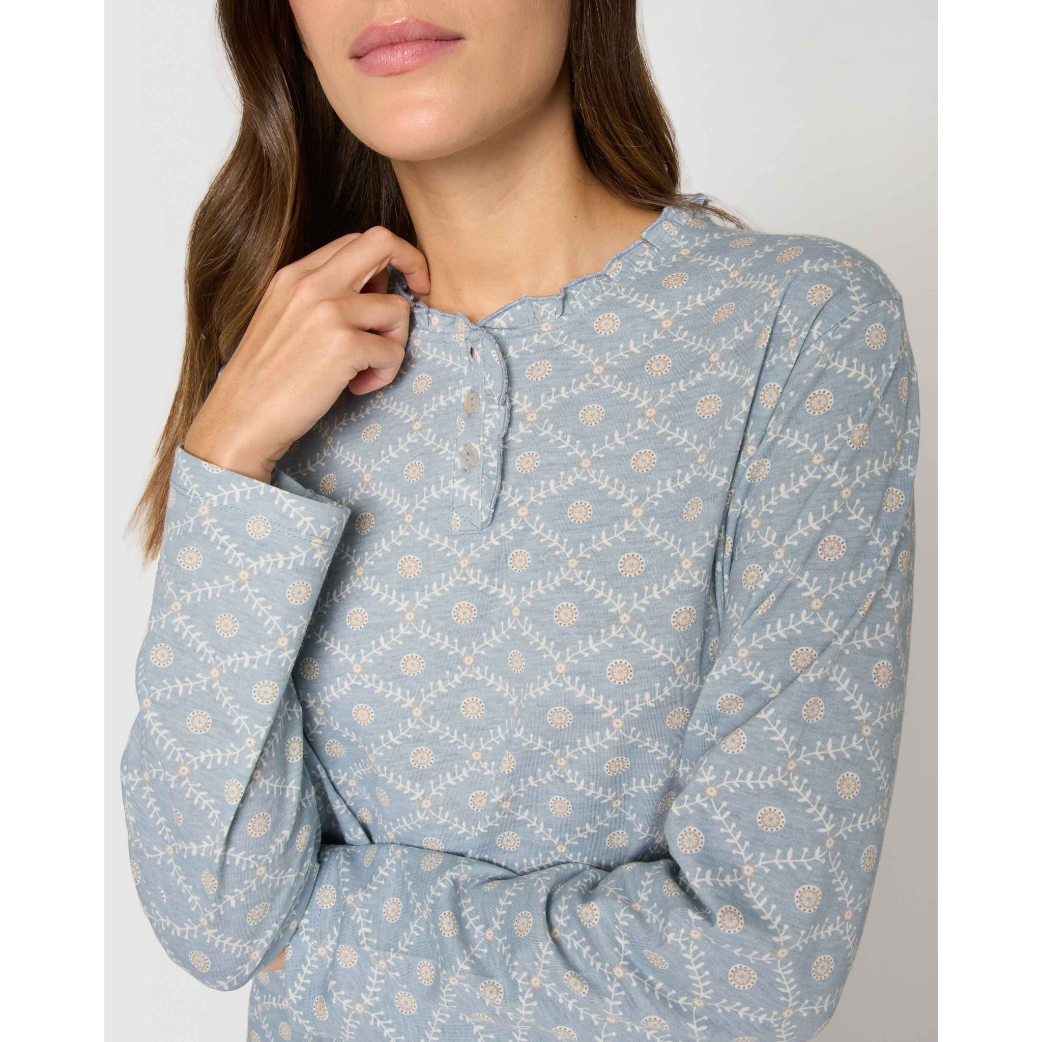Pijama largo algodón frunce yana celeste