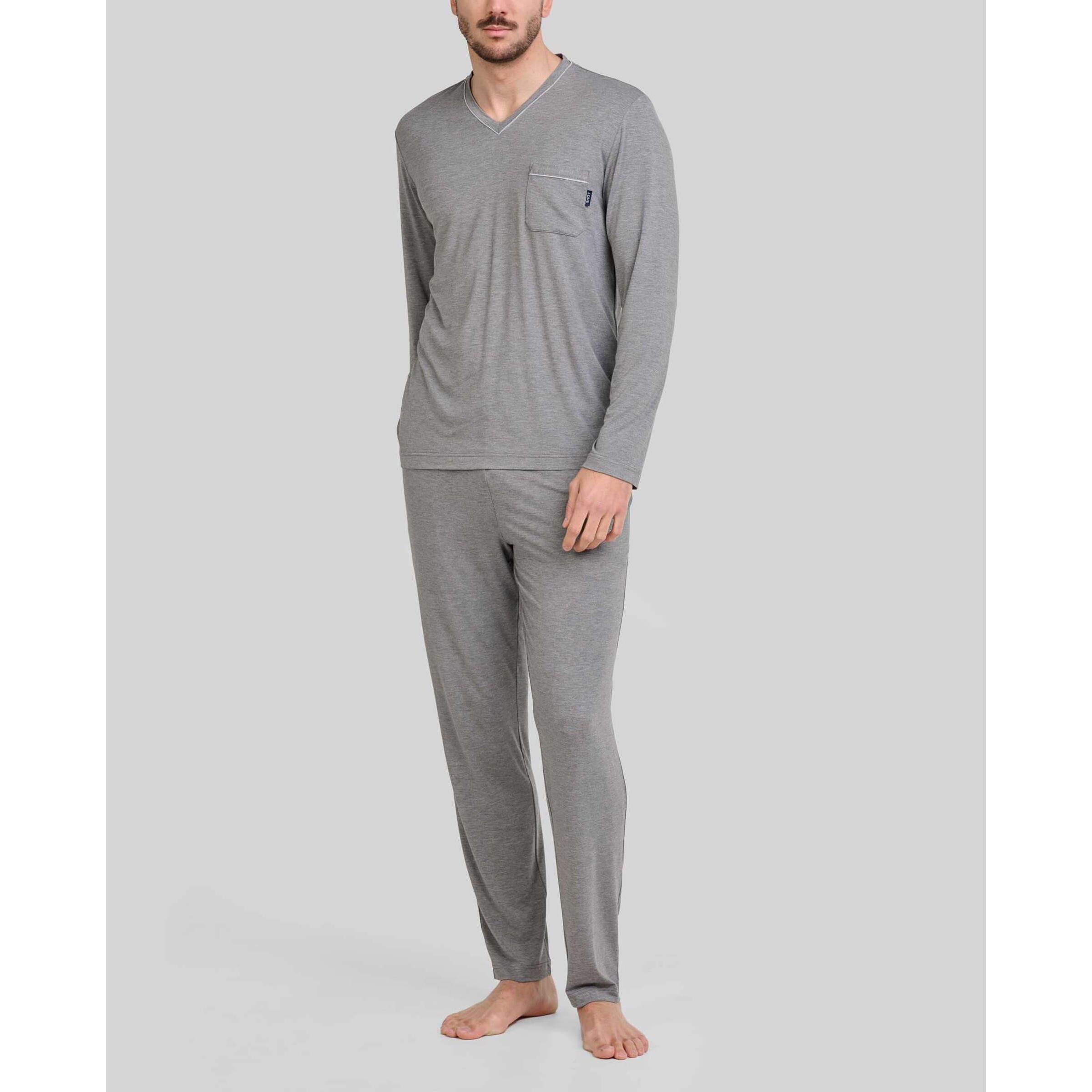 Pijama hombre suave tejido, escote en pico, manga larga y pantalón largo con bolsillos laterales
