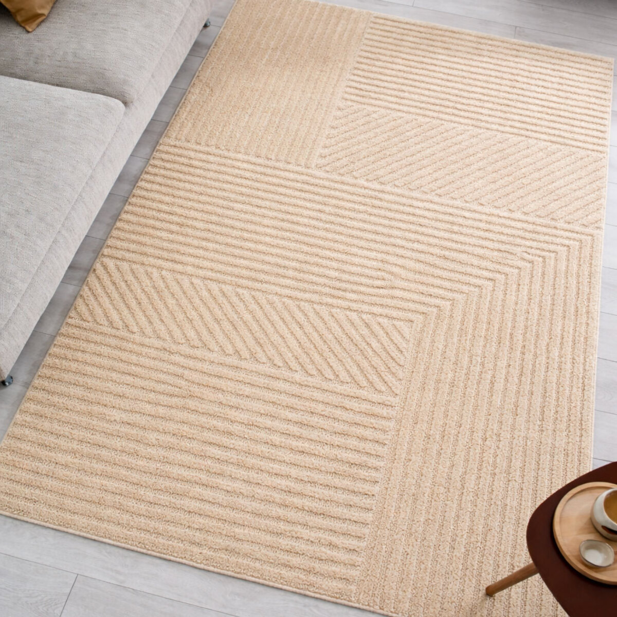 HARMONIE - Tapis de salon beige à motif géométrique en relief