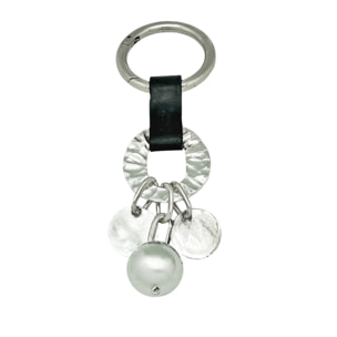 Cuelgabolso_llavero cuero y bola en plata chapado