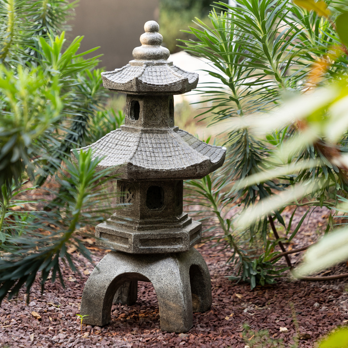 Pagode déco extérieure Uchi H.66,5cm magnésie gris