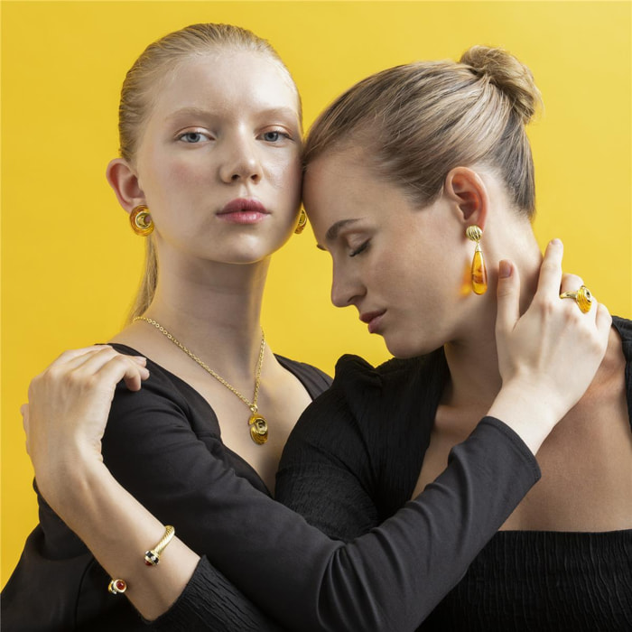 Pendientes con Resina Ambar acabado oro 18k
