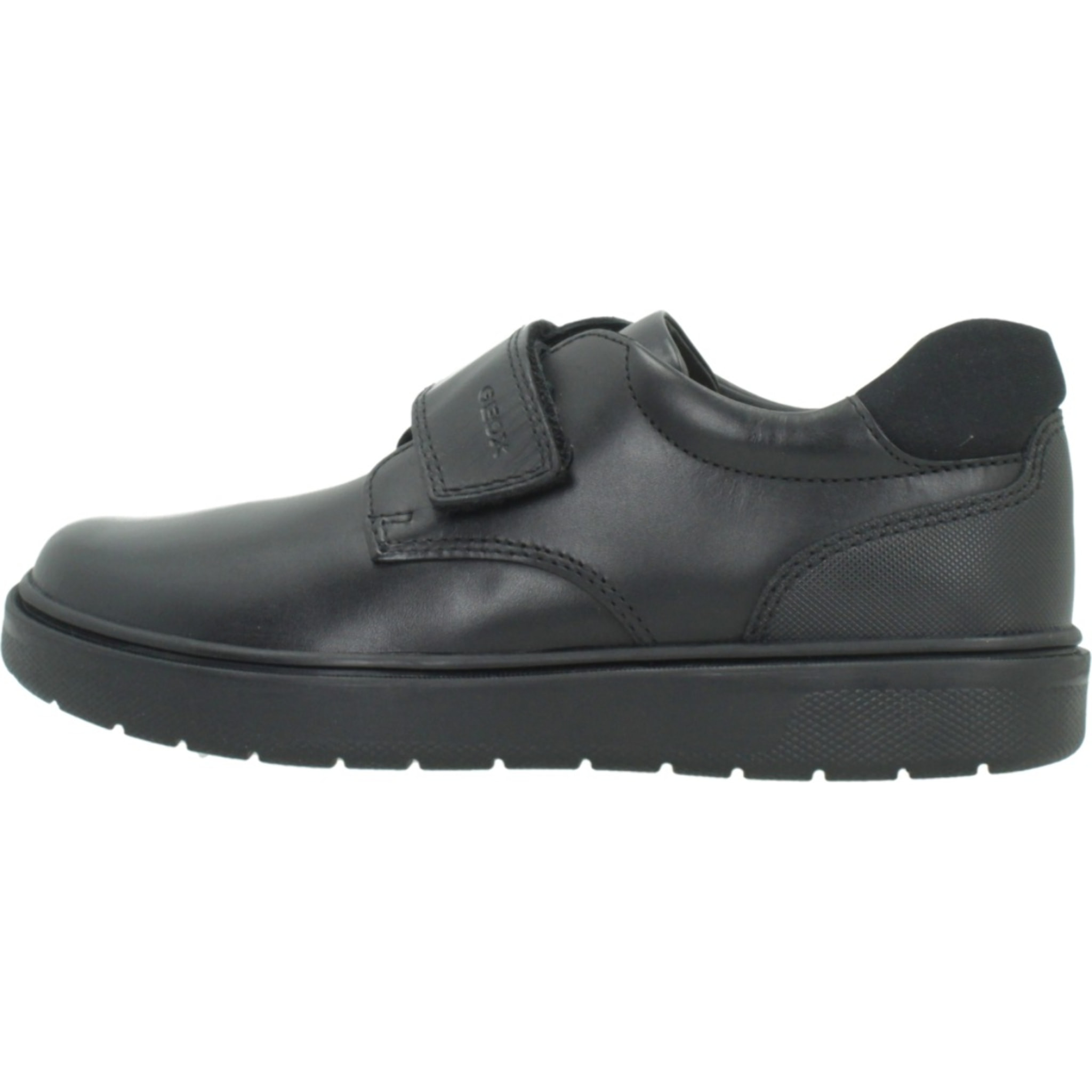 Colegiales Niño de la marca GEOX  modelo J667SB 043CE J RIDDOCK NEGRO