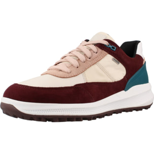 Sneakers de  Mujer de la marca GEOX  modelo D PG1X B ABX BURDEOS